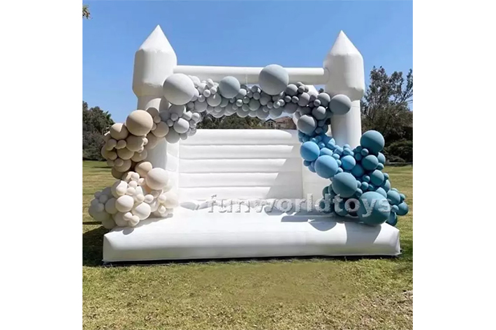 Mini bouncing inflatable bouncerFWW43