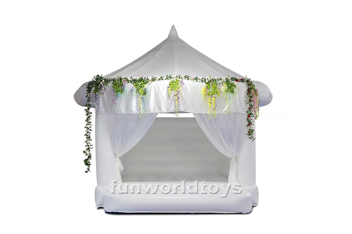 White wedding bounce house with slide FWW24
