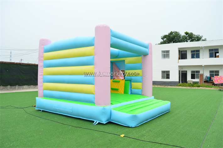 Macaroon Bouncy Slide Comb FWZ426